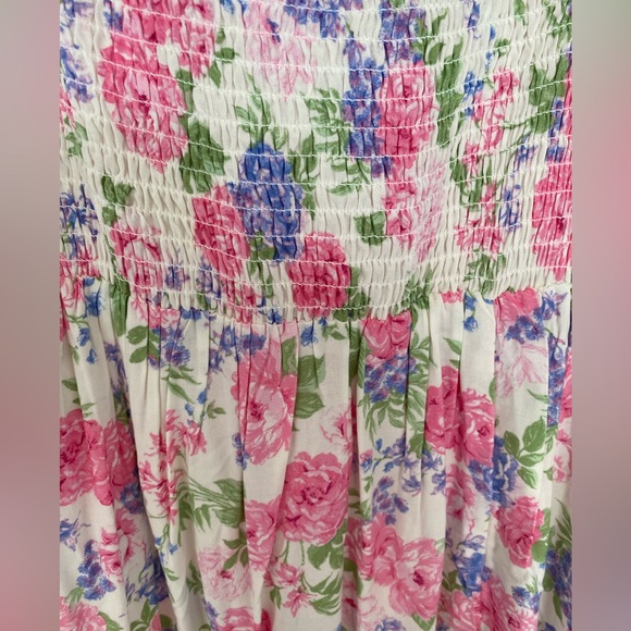 NWT Floral Smocked Puff Sleeve Midi Dress - Picture 5 of 16